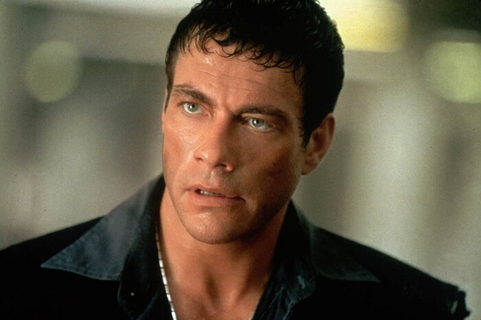 Меня всегда улыбала эта причёска омского гопника