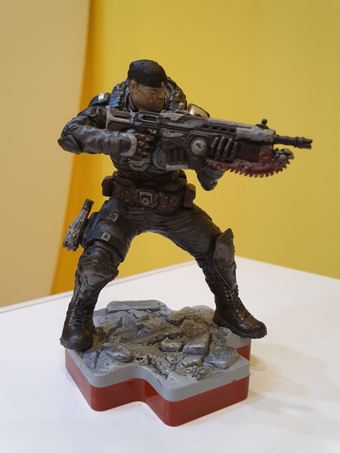 Marcus Fenix ( Totaku)