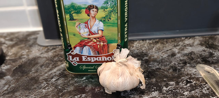 Ещё чеснок и оливыч