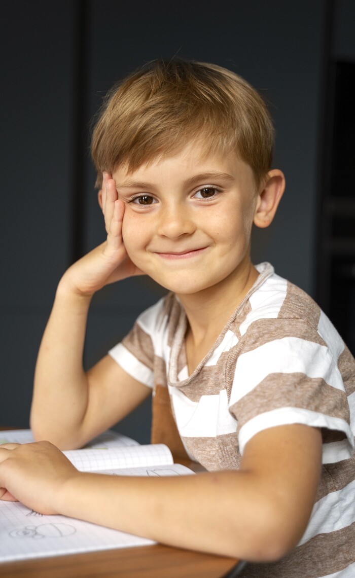 Я думала, что давая свободу, воспитываю самостоятельность. Но оказалось - я просто оставляю его одного