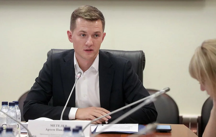 <!--noindex--><a href="https://pikabu.ru/story/v_gd_zayavili_chto_devochki_v_vozraste_1114_let_kuryat_veypyi_chashche_chem_malchiki_13299863?u=http%3A%2F%2Fduma.gov.ru%2Fmultimedia%2Fphoto%2F64848%2F&t=http%3A%2F%2Fduma.gov.ru%2Fmultimedia%2Fphoto%2F64848%2F&h=5936140db5589506229bd48f9756c3ead9fdd2e0" title="http://duma.gov.ru/multimedia/photo/64848/" target="_blank" rel="nofollow noopener">http://duma.gov.ru/multimedia/photo/64848/</a><!--/noindex-->