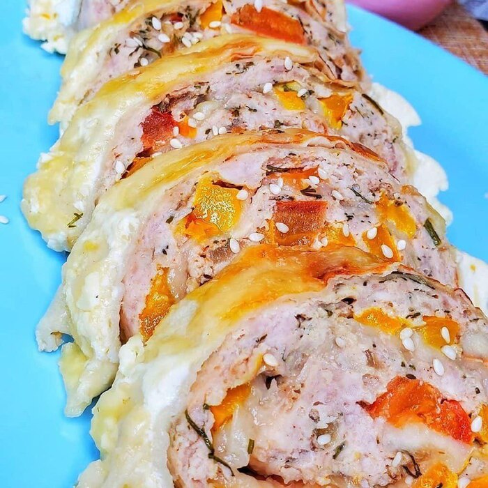 РУЛЕТ С ФАРШЕМ