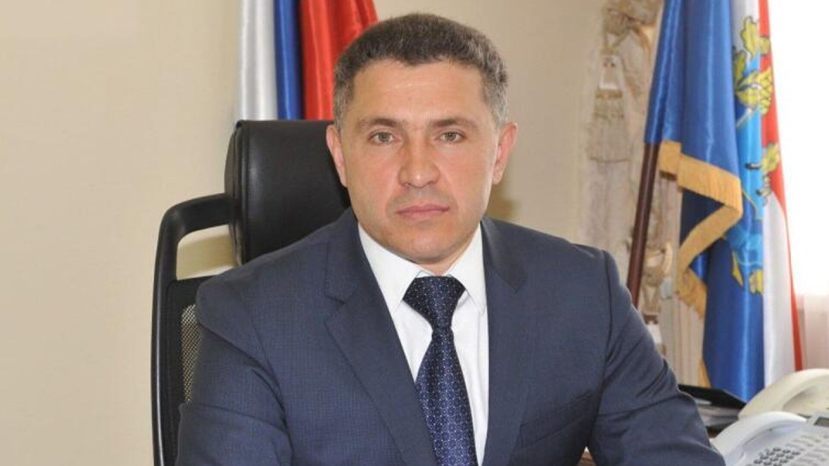 Steal with us, steal like us, steal better than us - investigative committee, Criminal case, The crime, Corruption, Betrayal, Officials, Ministry of Internal Affairs, FSB, Detention, Prosecutor's office, Ministry of Defence, Shoulder strap, Fantastic Beasts and Where to Find Them, Thief, Crime, Prison, Russia, Longpost, Negative