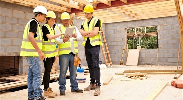 �������