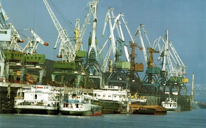 ����� ������� 80-�. ������ ���� "�������"