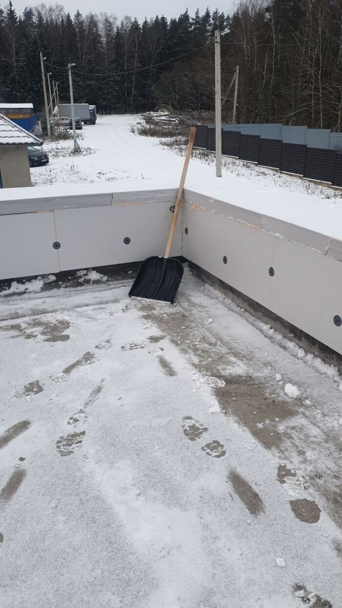 Утепляли сами, в принципе ничего сложного.