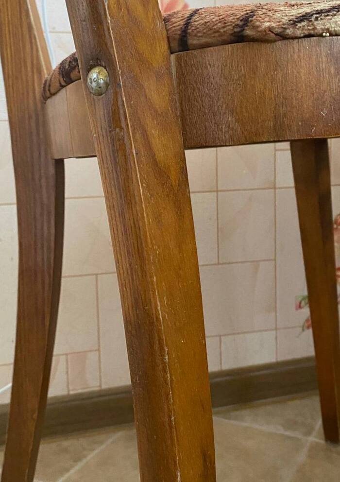 Гляньте,а? Где тут трещина была?))