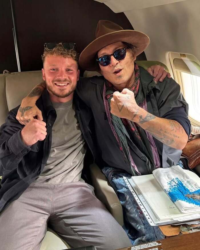 Фото с коллегой по "Дневному пьянице"