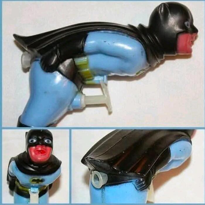 Водяной пистолет Бетмен из семидесятых годов
