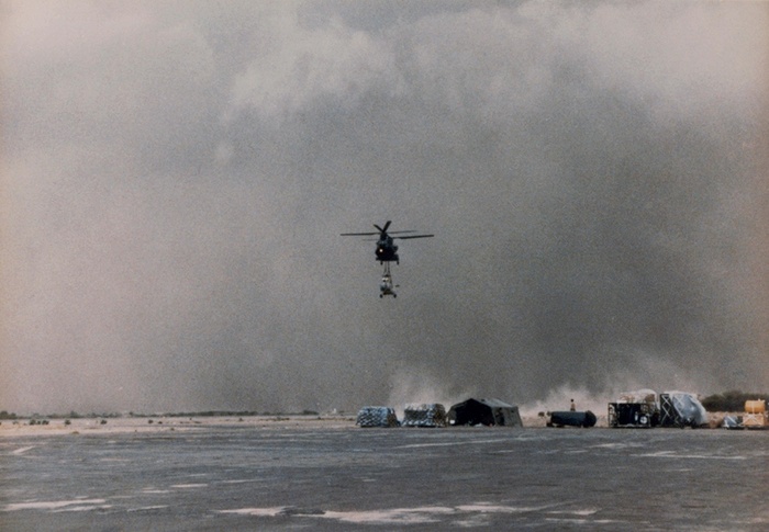       ,      .       900  .