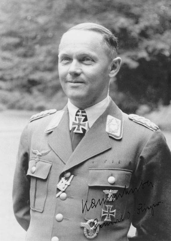Генерал авиации Йозеф Каммхубер - организатор ПВО Третьего Рейха