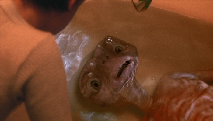 Новая сцена, которой нет в оригинальной версии 1982