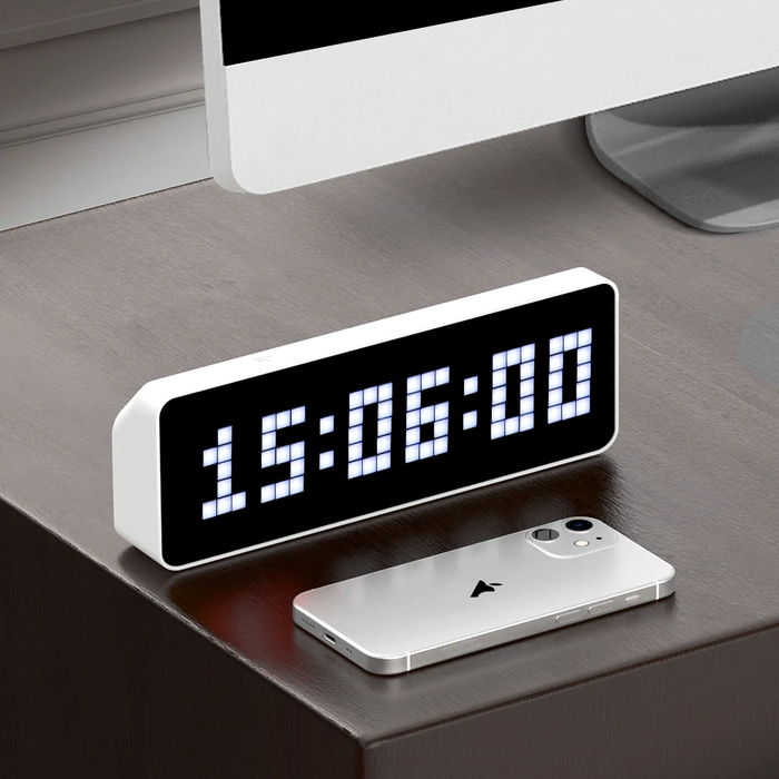 Пиксельные смарт-часы