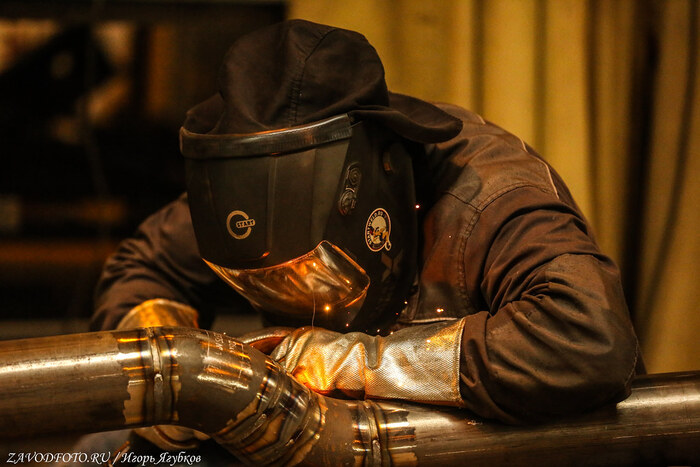 Из серии «Именно они делают Россию великой» - снято мной на заводе «Энергия холода»