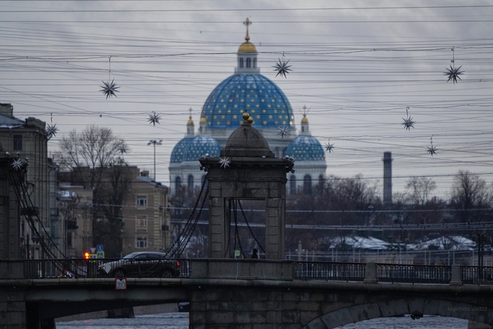 Праздник к нам приходит