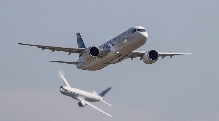 <!--noindex--><a href="https://pikabu.ru/story/eshchyo_nemnogo_podozhdyom_20112025_13416140?u=https%3A%2F%2Fprofile.ru%2Fnews%2Feconomy%2Fchemezov-rasskazal-o-srokah-sertifikacii-i-planah-po-vypusku-ms-21-il-114-300-sj-100-1771156%2F&t=https%3A%2F%2Fprofile.ru%2Fnews%2Feconomy%2Fchemezov-rasskazal-o-srokah-...&h=8e1678b9858bc1627433c617b5f5347d1a095b9e" title="https://profile.ru/news/economy/chemezov-rasskazal-o-srokah-sertifikacii-i-planah-po-vypusku-ms-21-i..." target="_blank" rel="nofollow noopener">https://profile.ru/news/economy/chemezov-rasskazal-o-srokah-...</a><!--/noindex-->