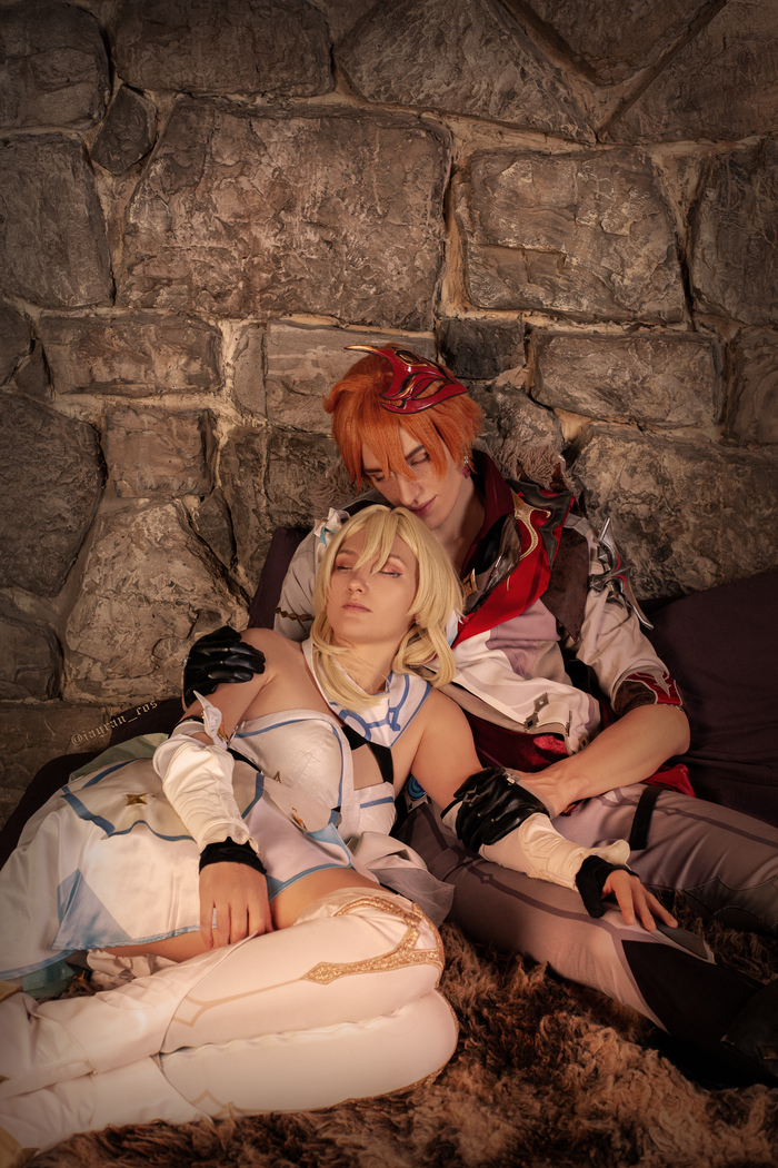 Косплей на Чилюмин (Люмин и Тарталья) из Genshin Impact