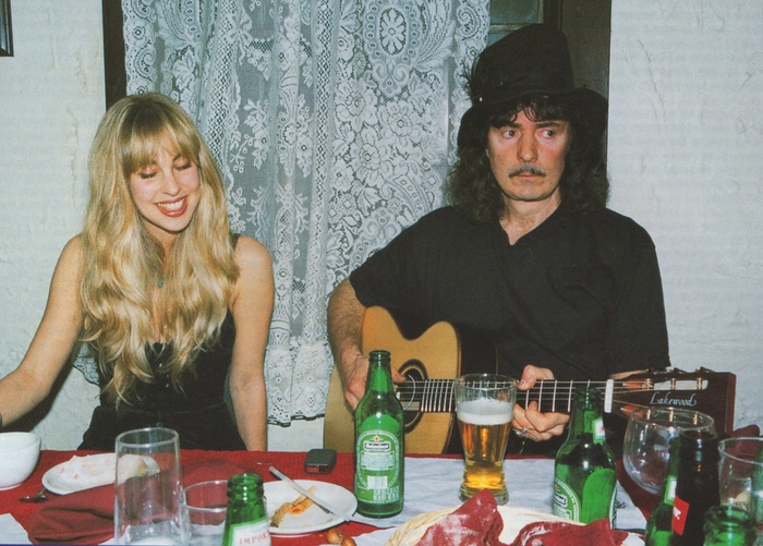 BLACKMORE'S NIGHT выдали REMASTER 2025 года *16th Century Greensleeves* из серии "Когда мы были молодые" (Live In Germany 1997-1998)