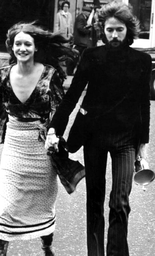 Эрик Клэптон и его подружка-аристократка Элис Ормсби-Гор. Лондон, 7 сентября 1969.
