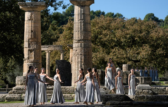 Репетиция церемонии зажжения огня зимних Олимпийских игр-2026 в Олимпии//Фото: AP/ТАСС