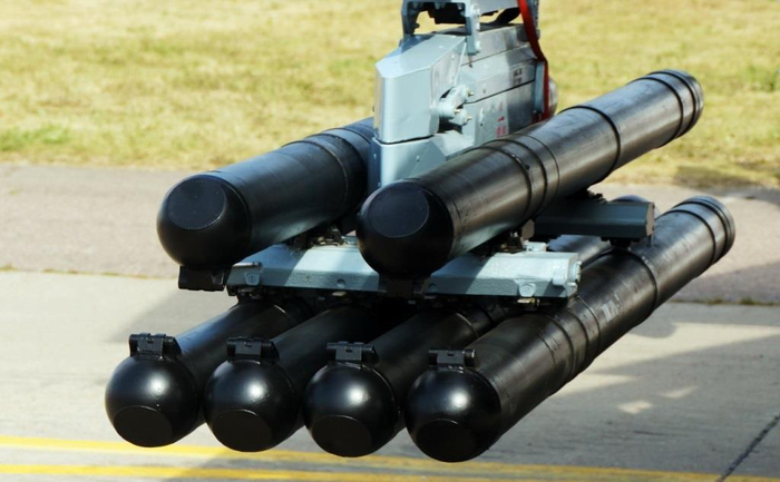 ПТРК "Вихрь". Ракеты находятся в транспортно-пусковых контейнерах