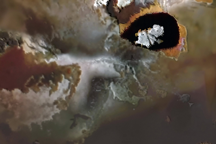 Лавовое озеро Локи Патера на поверхности Ио, обнаруженное аппаратом "Юнона" / NASA.