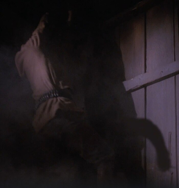 Пикабушник в фильме дрожь земли