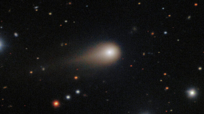 «3I/ATLAS всё дальше от нас: межзвёздный гость покидает Солнечную систему»