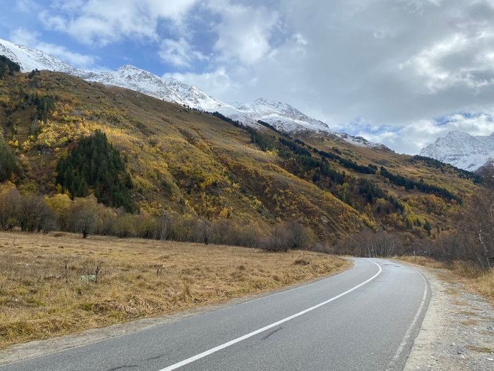 военно-сухумская дорога на Абхазию