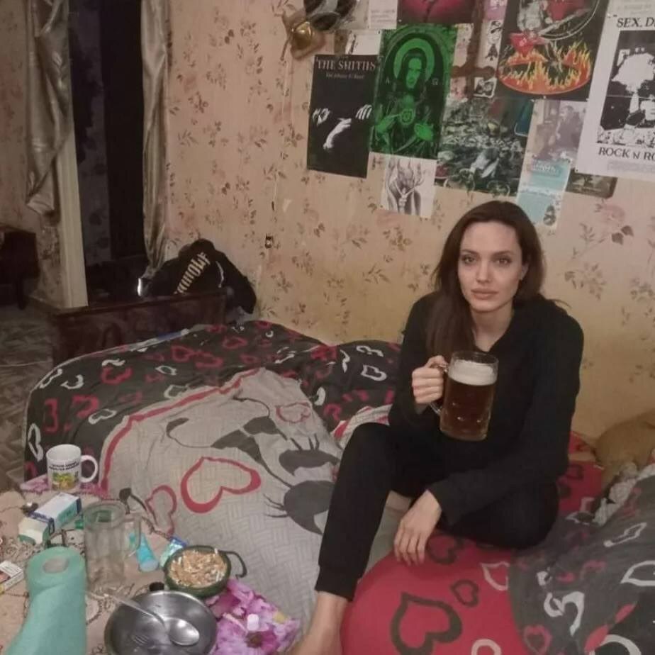 Fits organically into the interior - Humor, Memes, Angelina Jolie, Photoshop