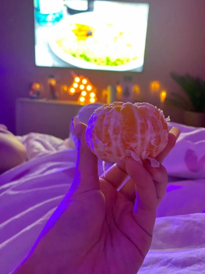 Когда просто хотела посмотреть телевизор…