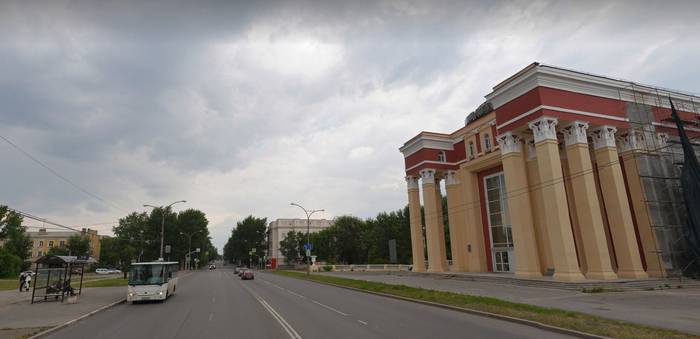 Каменск-Уральский, ул Алюминиевая, ДК УАЗа