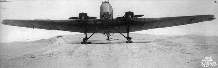 Бомбардировщик ТБ-1.