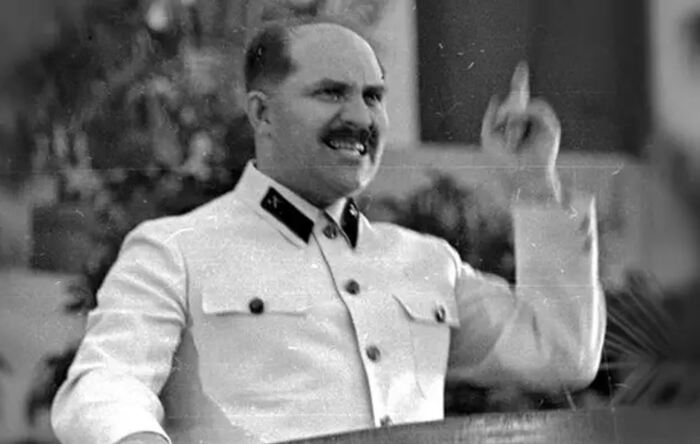 Лазарь Каганович.