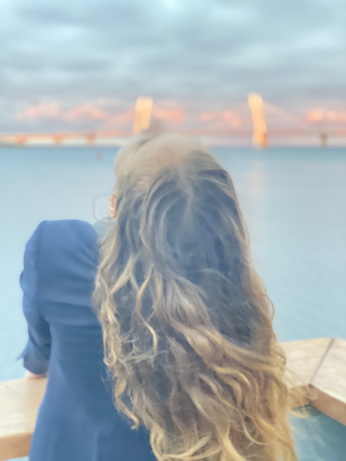 Была классная тусовка, много музыки. Попали случайно. Друг был в командировке, и даже не думали про тусовку(а мы 2 диджея в прошлом). Еще у меня было 2 выходных, нашла билеты, приехала на автобусе(как ехала обратно, отдельная история)