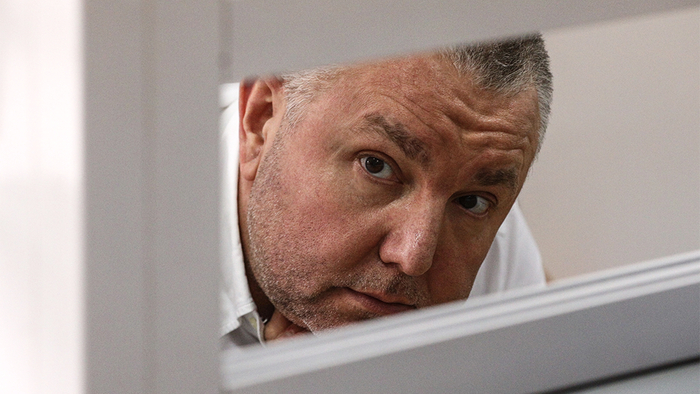 Ответ на пост «У полковника ФСБ нашелся особняк в Италии в мраморе и с золотой мебелью»