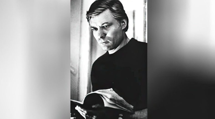 Александр Михайлов в молодости