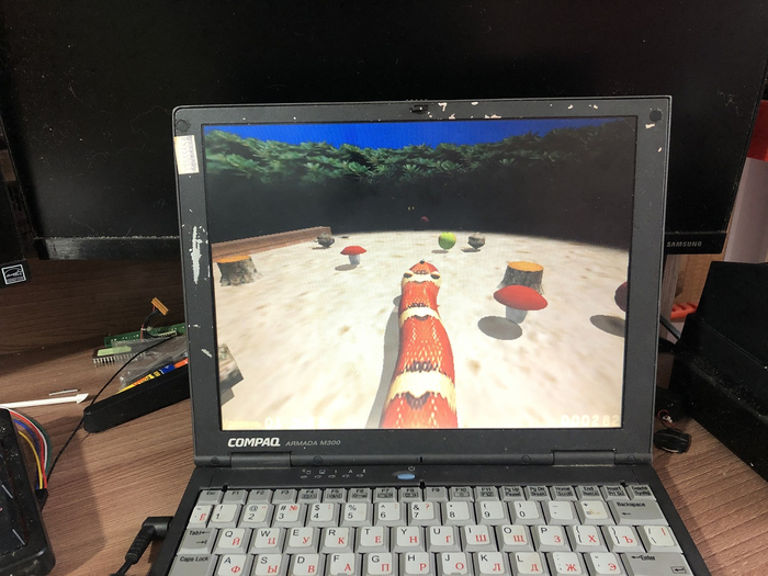 Красивая игра... с тенями, морфингом геометрии и затенением по Гуро.