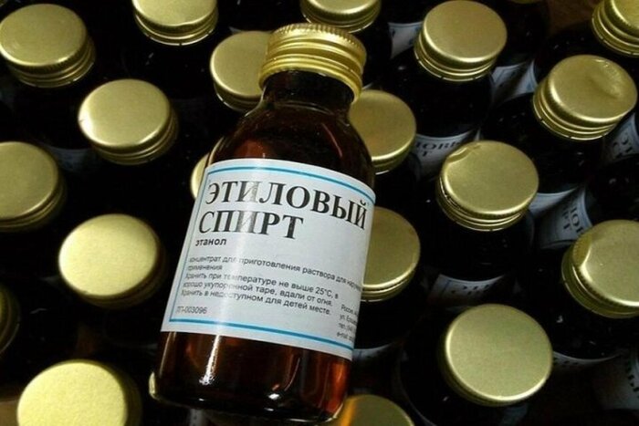 В Узбекистане запретили покупать лекарства в аптеках