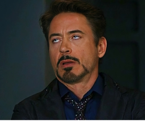 Кот всё время меня осуждает. Как с этим жЫть?