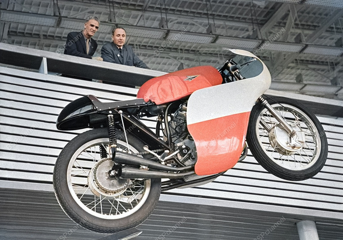 Фотограф: Н. Кулешов.