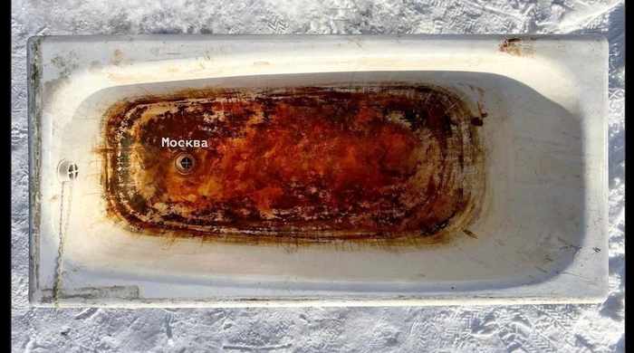 Суровый зимний стрит-арт