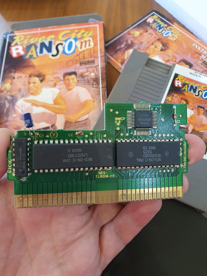 Платка, микросхема с игрой