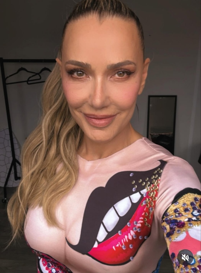 Whigfiled 55 лет? Не верится...