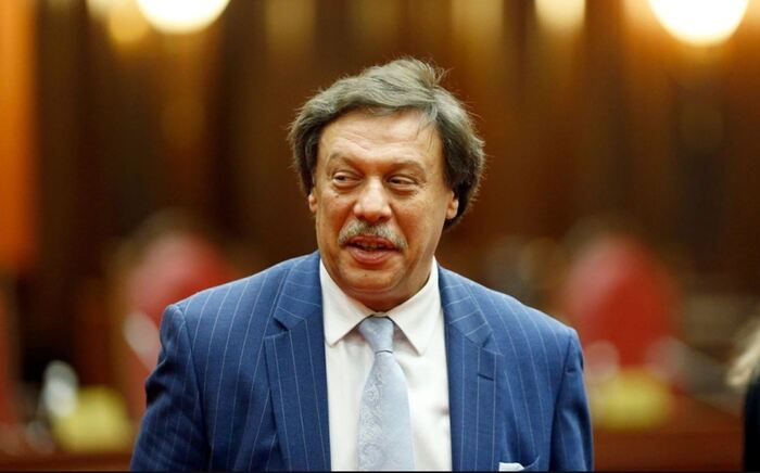 <!--noindex--><a href="https://pikabu.ru/story/predstavitel_pravitelstva_rossii_v_konstitutsionnom_sude_mikhail_barshchevskiy_soobshchil_chto_pokidaet_dolzhnost_13513096?u=https%3A%2F%2Fwww.rbc.ru%2Fpolitics%2F18%2F12%2F2025%2F6943c3569a79478d7cafbdad&t=https%3A%2F%2Fwww.rbc.ru%2Fpolitics%2F18%2F12%2F2025%2F6943c3569a79478d7cafb...&h=b3dedef48ee79f7c1586fc1233ffa31597bdb736" title="https://www.rbc.ru/politics/18/12/2025/6943c3569a79478d7cafbdad" target="_blank" rel="nofollow noopener">https://www.rbc.ru/politics/18/12/2025/6943c3569a79478d7cafb...</a><!--/noindex-->