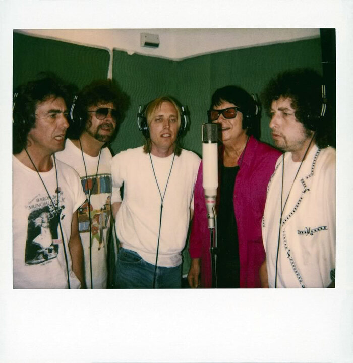 Traveling Wilburys. ���� ������, ��� ��� ���������� ����� � ���� ���� ����� ��� ����, ����� ���� ���� �� ����� ������.