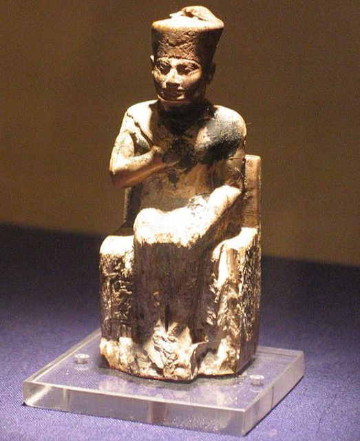 Статуя Хеопса из слоновой кости