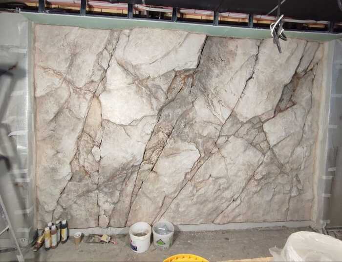 ����� � ����.