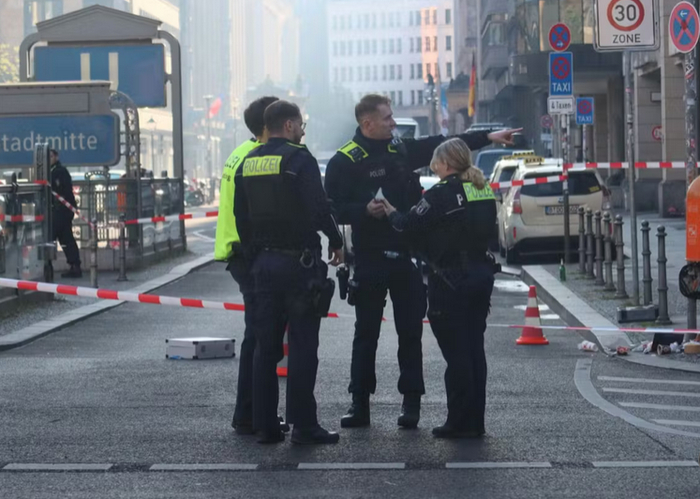 �� ���� ���� ����� � ���������������� ��������� �����������. ������� ������� ����� ������������.