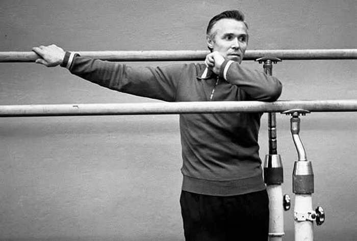 Тренер Виктор Чукарин